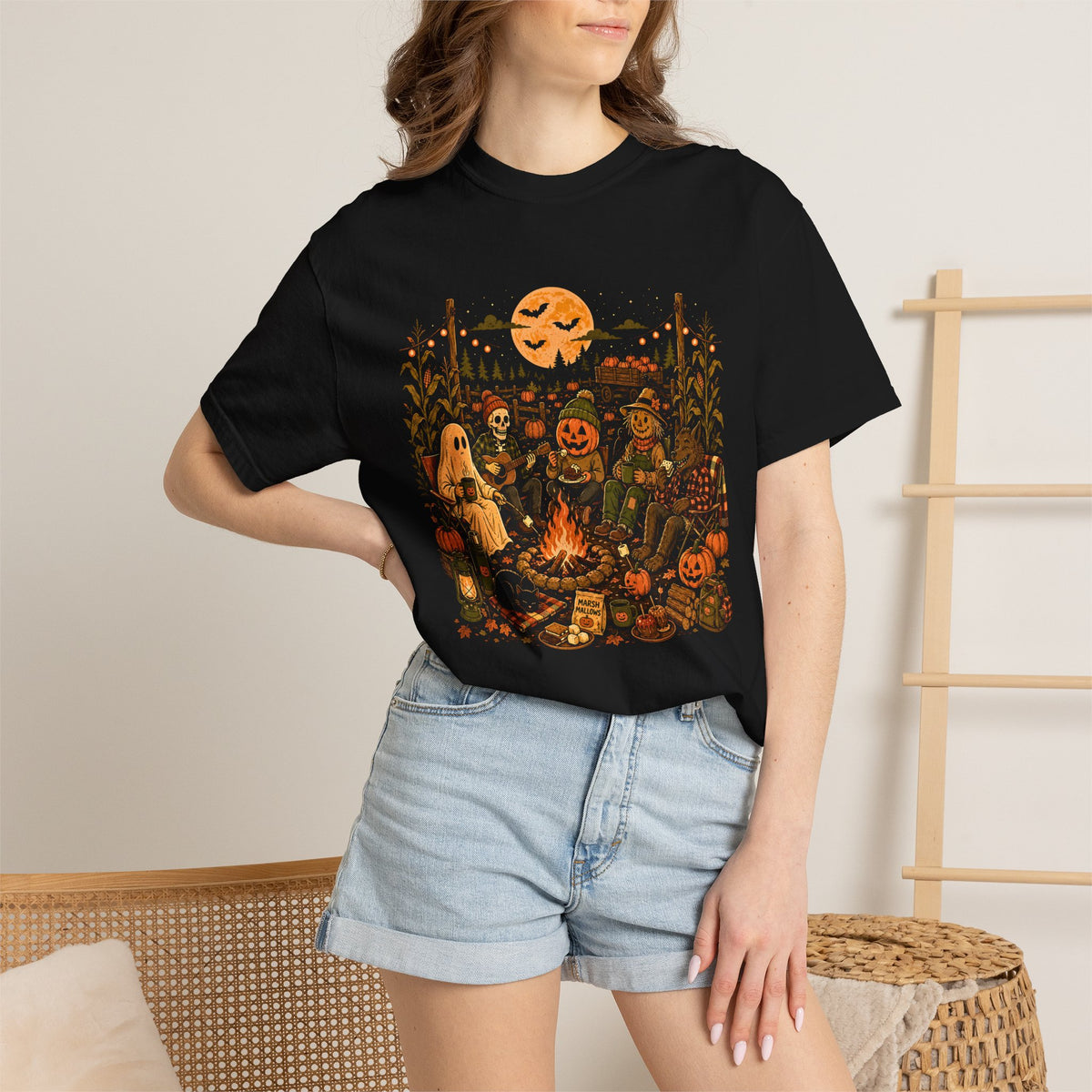 Halloween Campfire Scene T-shirt | Pumpkin, Ghosts, Scarecrow, Jack-O'-Lanterns