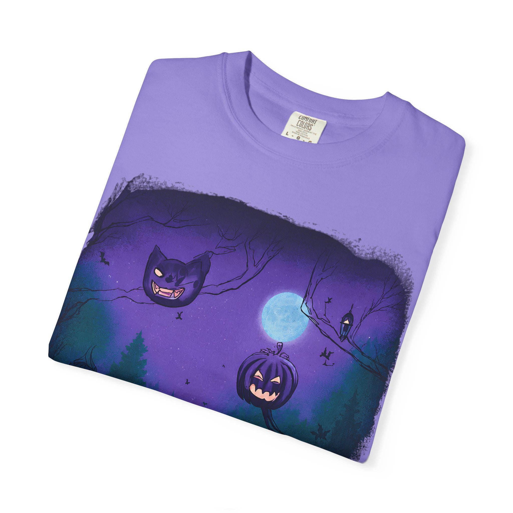 Spooky Jack-o'-Lantern Night T-shirt | Halloween Cat Moon Forest