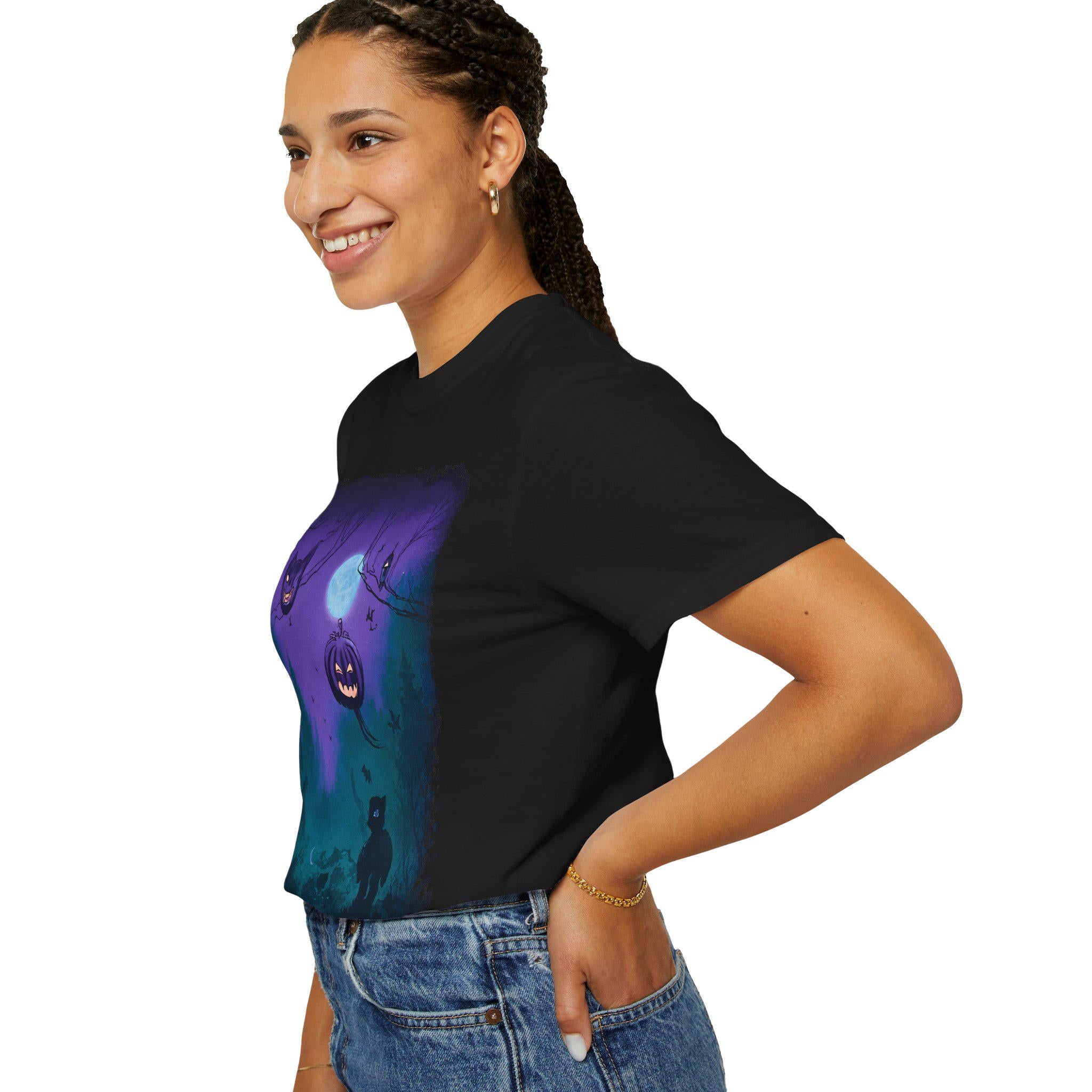 Spooky Jack-o'-Lantern Night T-shirt | Halloween Cat Moon Forest