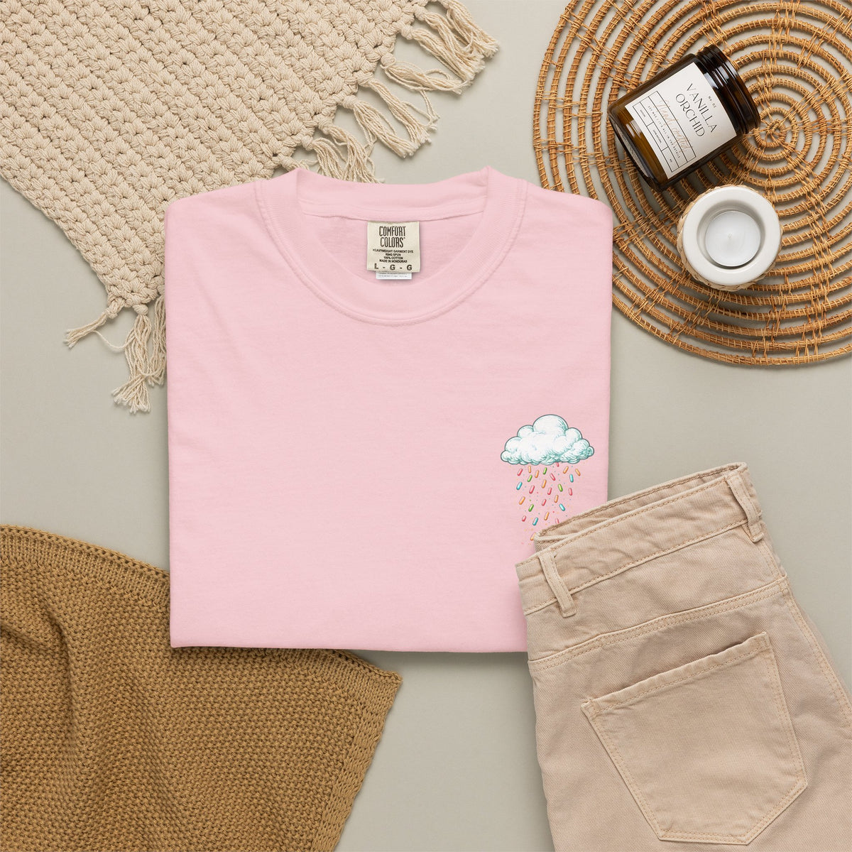 It's Sprinkling Outside ice cream cone T-Shirt | retro dessert illustration